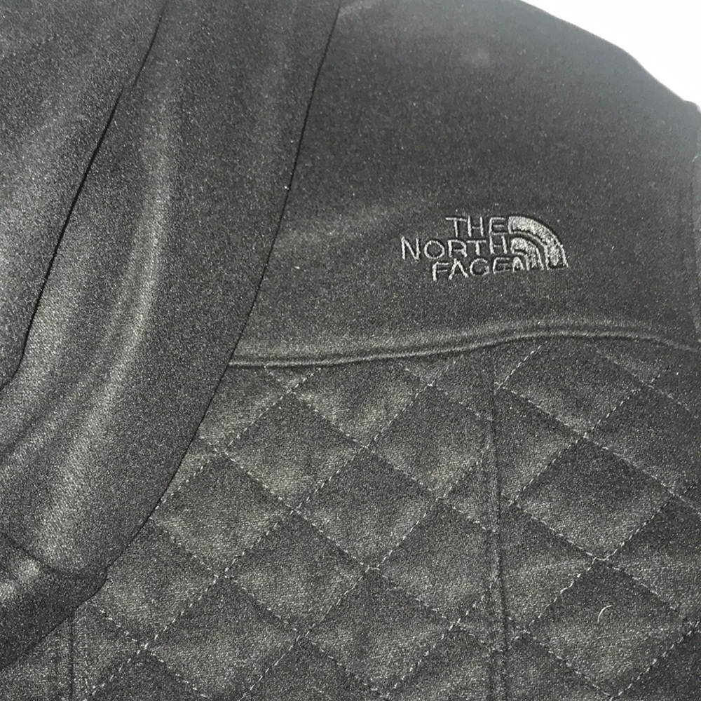 Small North Face Black Jacket - Picture 5 of 7